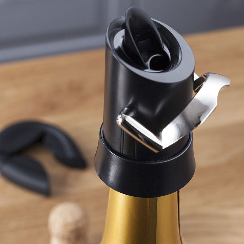 Vacu Vin Champagne & Sparkling Wine Saver / Pourer / Stopper