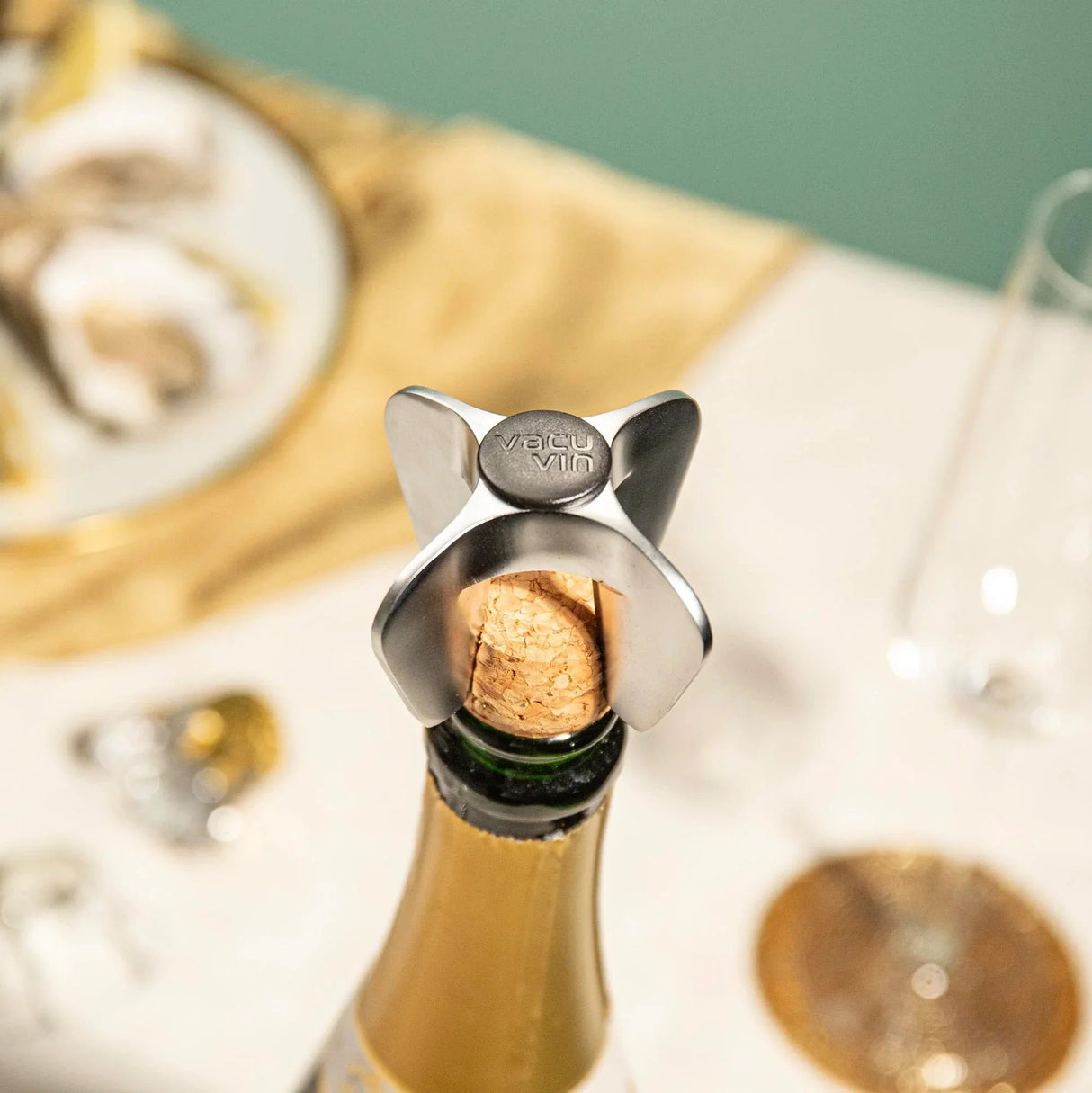 Vacu Vin Star Champagne, Prosecco & Sparkling Wine Bottle Opener