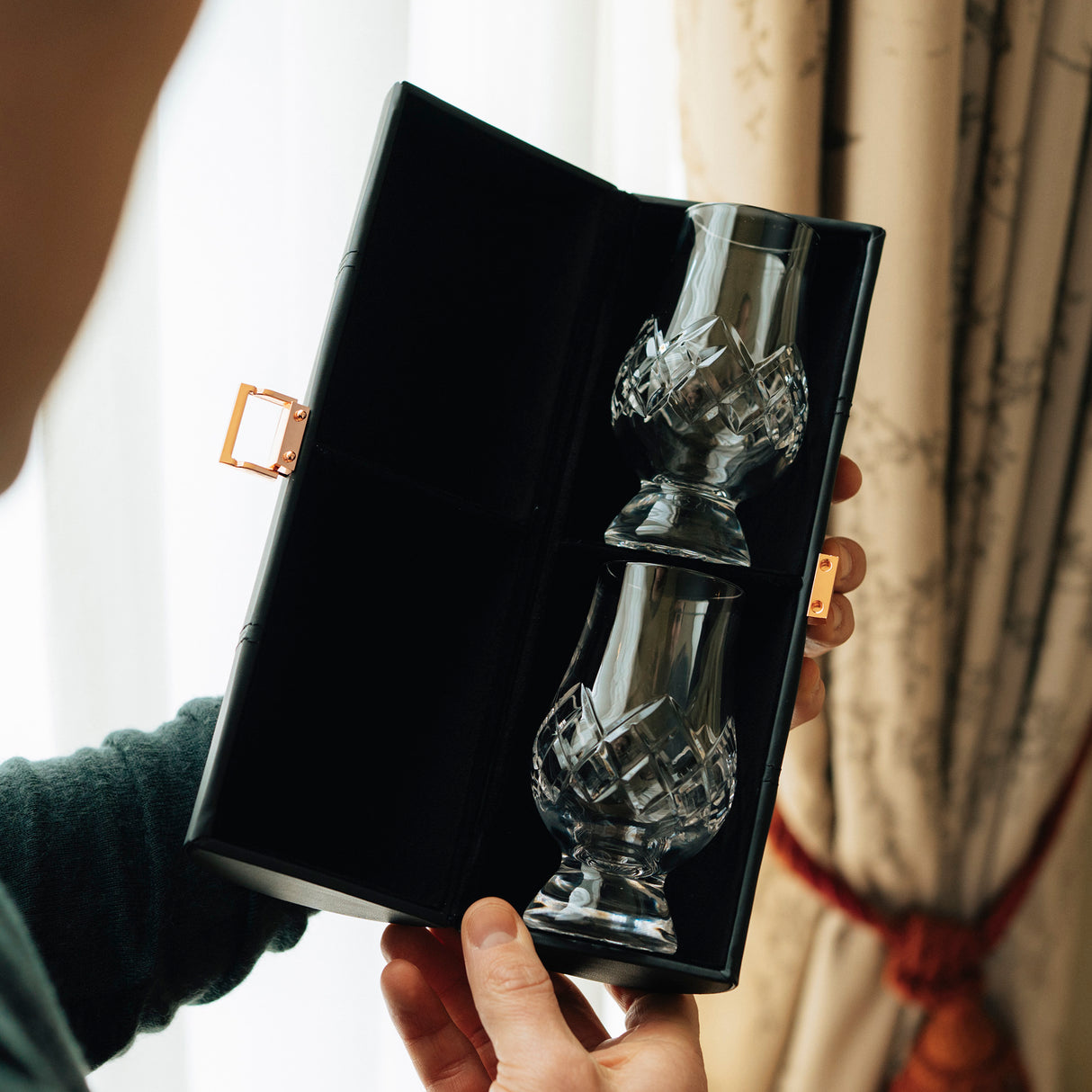 The Glencairn Official Cut Crystal Whisky Glass - Set of 2 (Travel Case)