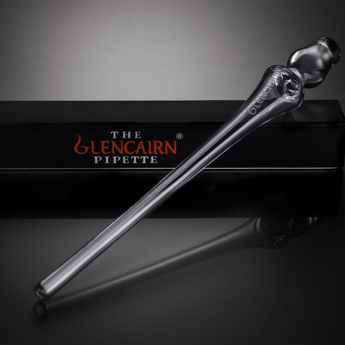 The Glencairn Whisky Glass Water Pipette