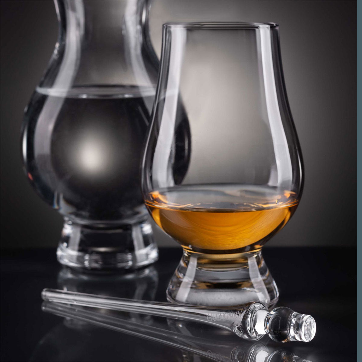 The Glencairn Whisky Glass Water Pipette