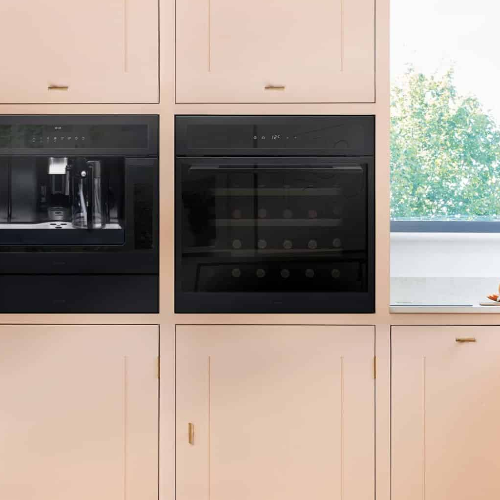 Caple Sense 30 Bottle Single Temperature Slot In Wine Cabinet Black Steel Wc6100bs