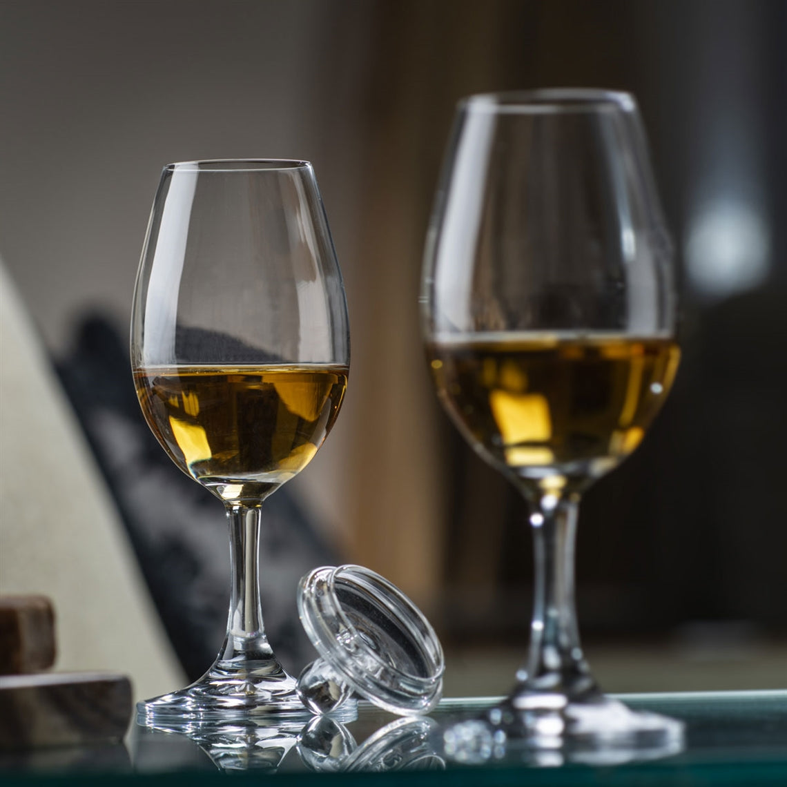 The Glencairn Official Whisky Tasting / Nosing Copita Glass Cap