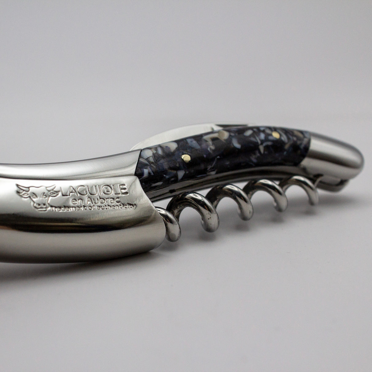 Laguiole en Aubrac Sommelier Corkscrew Mussel Shell Handle