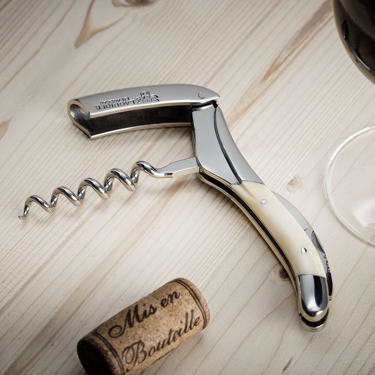 Laguiole en Aubrac Sommelier Corkscrew Horn Tip Handle