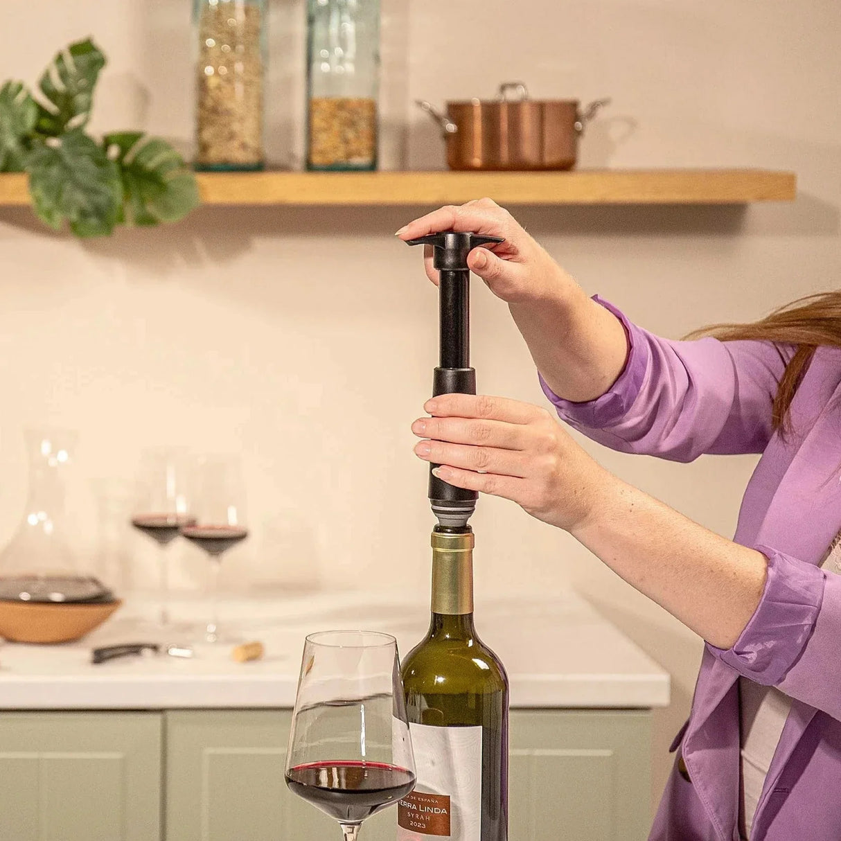 Vacu Vin Wine Saver / Preserver - Blister Pack - 1 Pump 1 Stopper