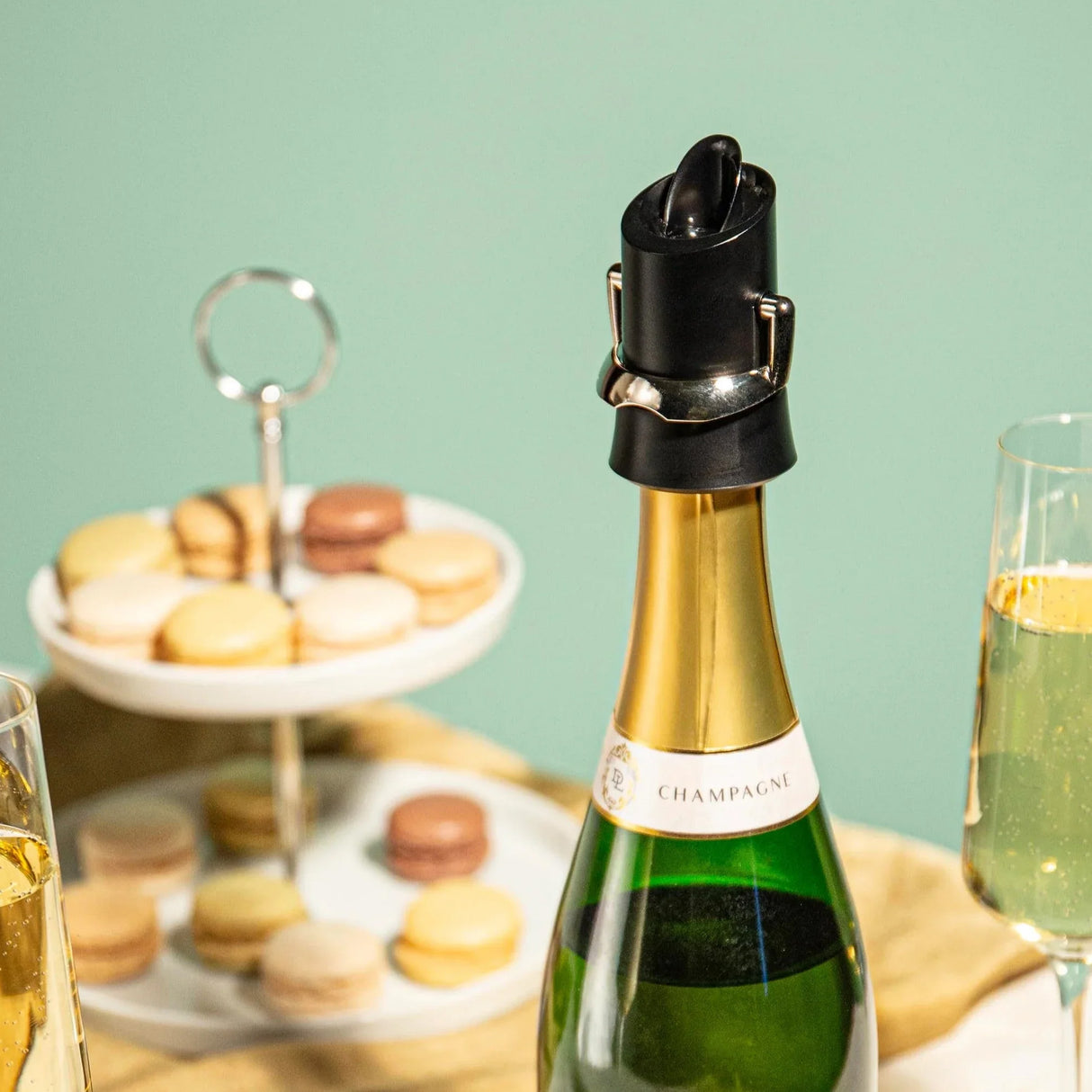 Vacu Vin Champagne & Sparkling Wine Saver / Pourer / Stopper