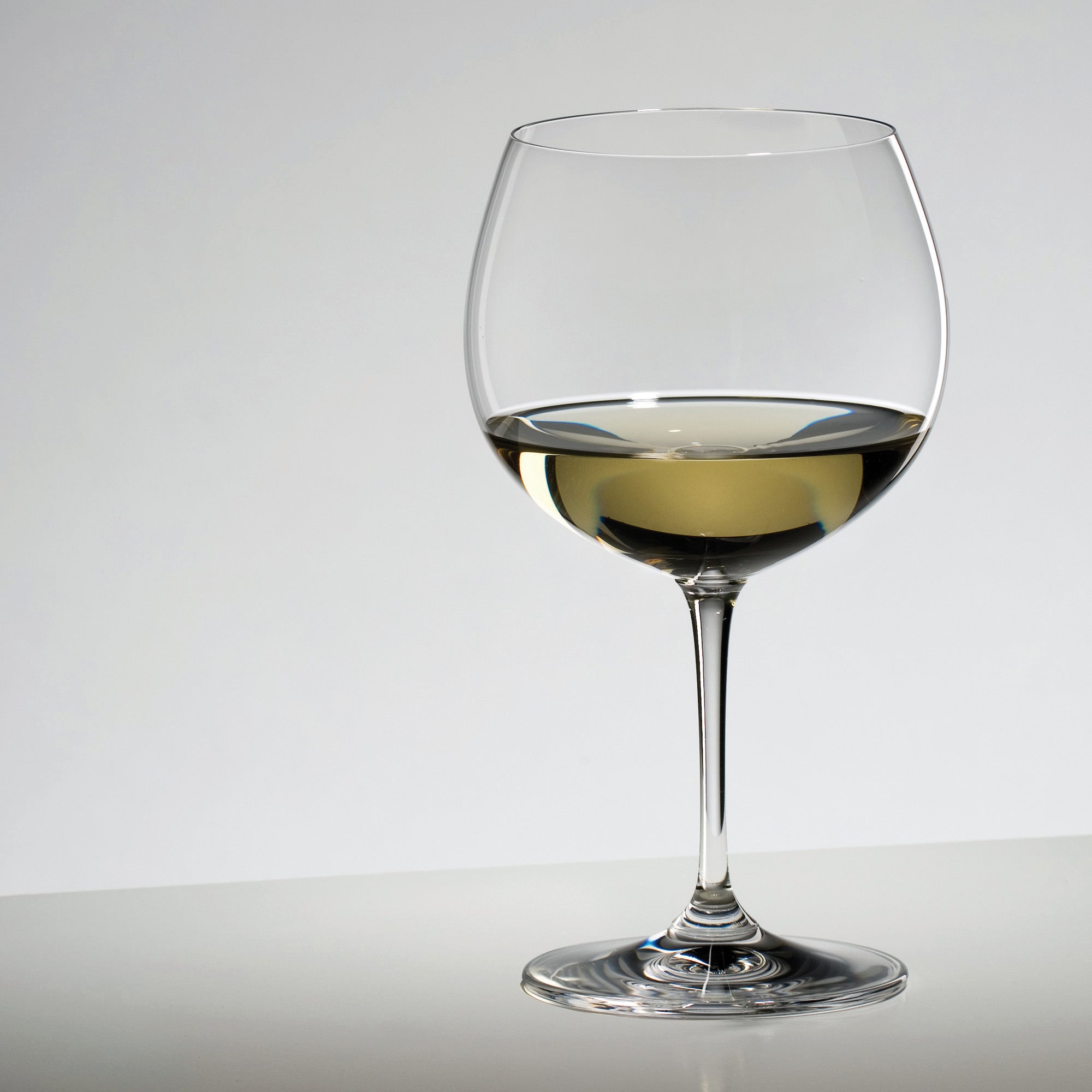 RIEDEL 6416/97-8 Riedel White Wine Glass, Set of 8, Vinom Oaked Chardonnay, 20.3 fl oz (600 ml)[並行輸入品] Riedel Vinum Montrachet ⁄ Chardonnay Glass - Set of 2 - 6416⁄97